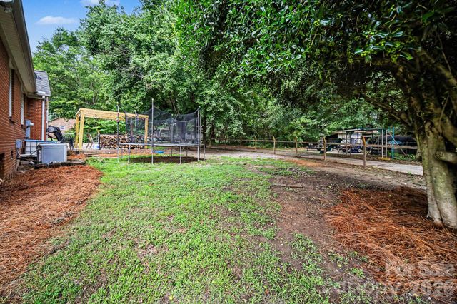 1224 Petes Road, Lincolnton, NC 28092