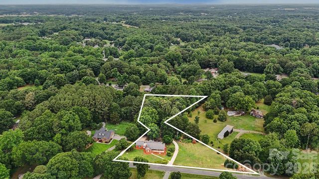 1224 Petes Road, Lincolnton, NC 28092