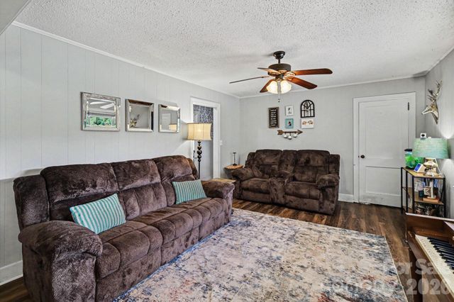 1224 Petes Road, Lincolnton, NC 28092