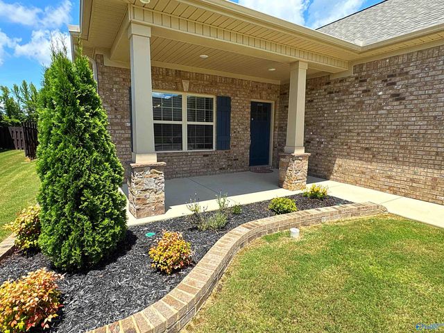 9574 Abington Cove Boulevard, Madison, AL 35757