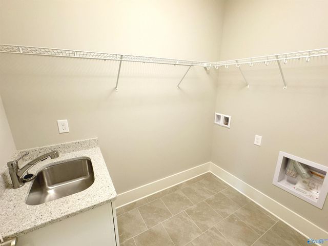 9574 Abington Cove Boulevard, Madison, AL 35757