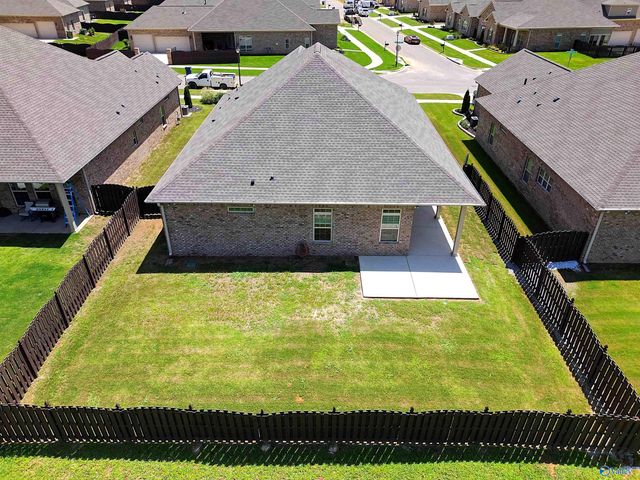 9574 Abington Cove Boulevard, Madison, AL 35757