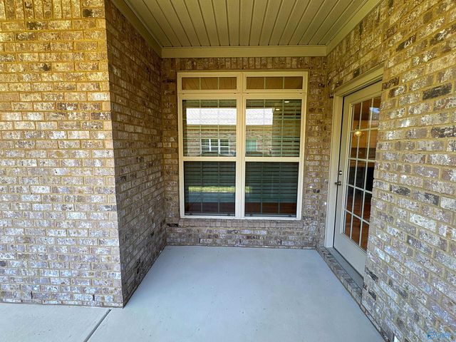 9574 Abington Cove Boulevard, Madison, AL 35757