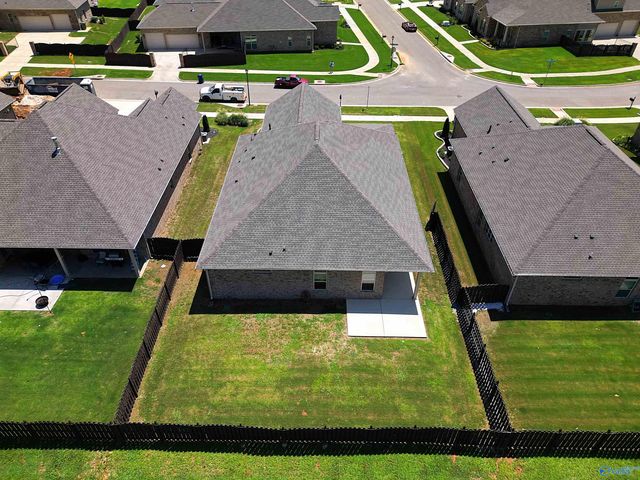 9574 Abington Cove Boulevard, Madison, AL 35757