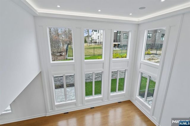 312 Bolz Street, Englewood Cliffs, NJ 07632