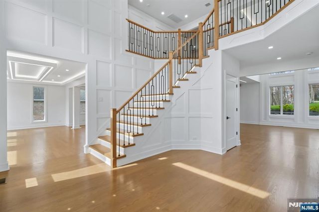 312 Bolz Street, Englewood Cliffs, NJ 07632