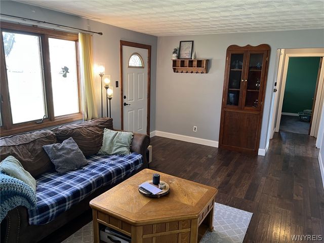 6721 Lindbergh Avenue, Niagara Falls, NY 14304