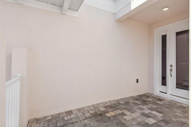 31875 OYSTER PIER COURT, Wesley Chapel, FL 33545