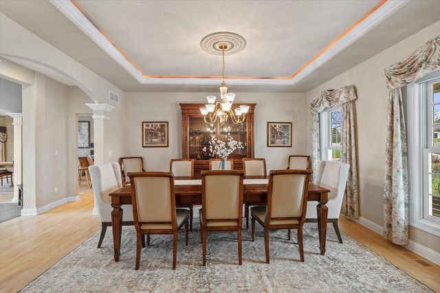 W282N4331 Somerset LANE, Pewaukee, WI 53072