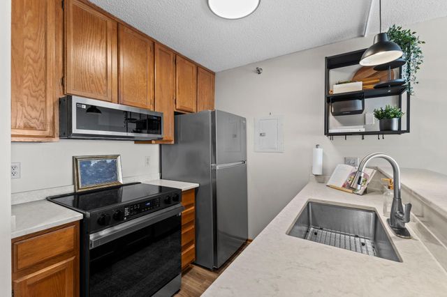 433 S 7th Street 2126, Minneapolis, MN 55415