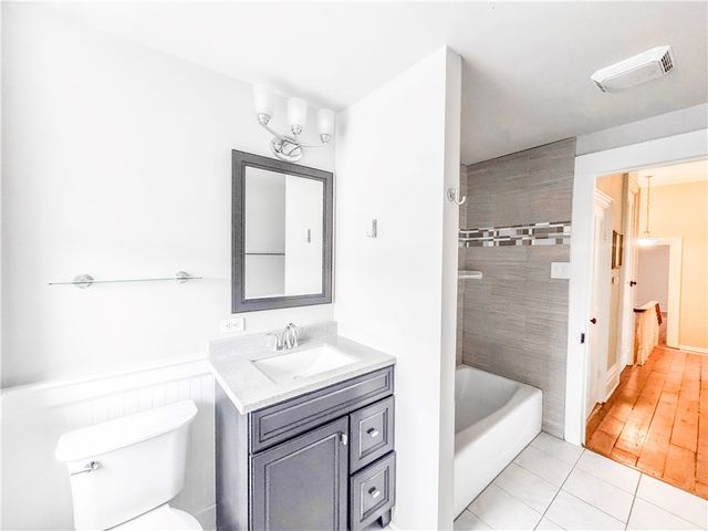 52 S 18th St, South Side, PA 15203