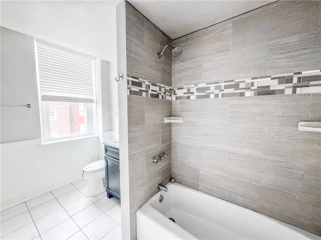 52 S 18th St, South Side, PA 15203