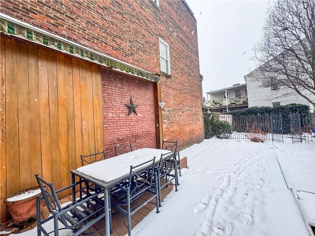 52 S 18th St, South Side, PA 15203