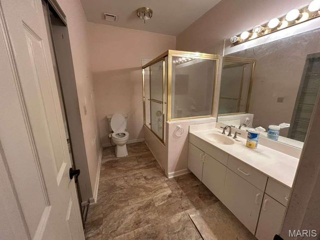 10925 Vauxhall Drive, St Louis, MO 63146