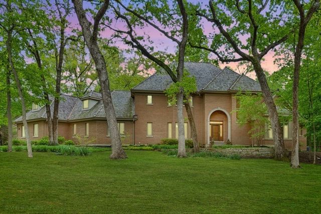 4723 Wellington Drive, Long Grove, IL 60047