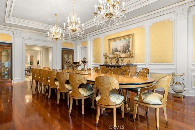 817 N Whittier Drive, Beverly Hills, CA 90210