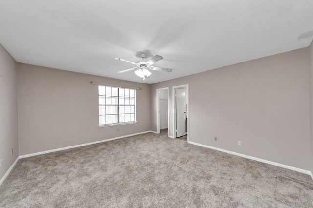 9850 Pagewood Lane 1304, Houston, TX 77042