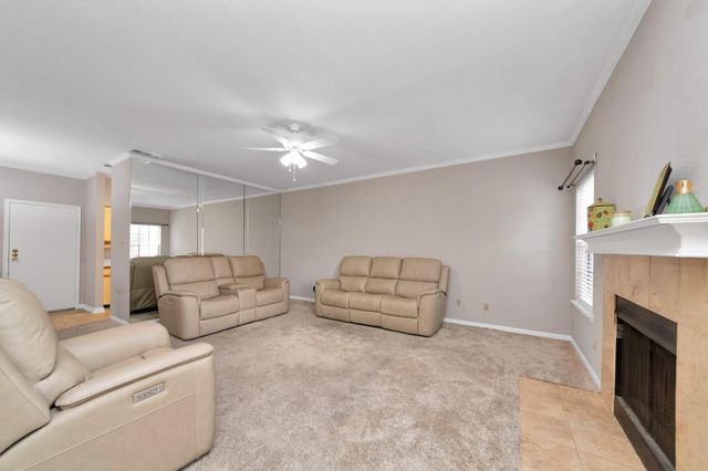 9850 Pagewood Lane 1304, Houston, TX 77042