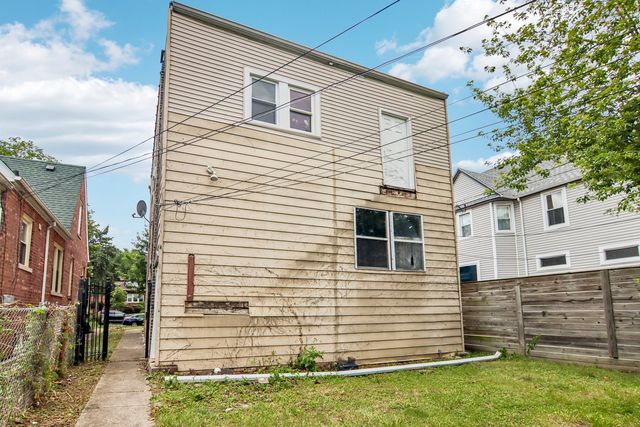 9605 S Winston Avenue, Chicago, IL 60643