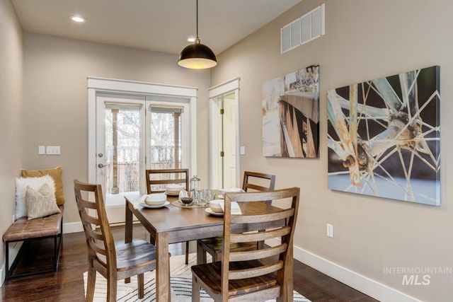 5855 W Farm Market Rd, Boise, ID 83714