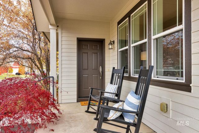 5855 W Farm Market Rd, Boise, ID 83714