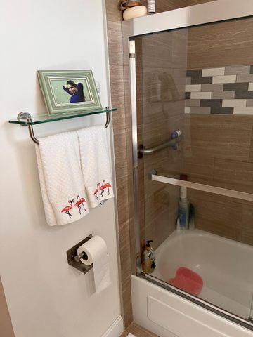 2131 NE 1ST Court 203, Boynton Beach, FL 33435