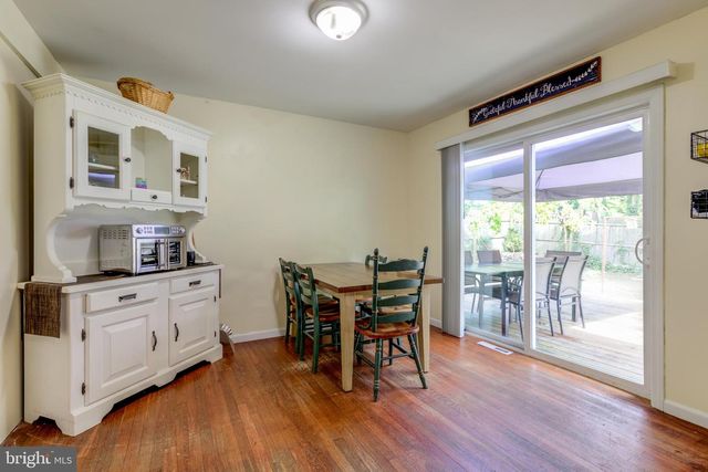 5745 2ND ST, Mays Landing, NJ 08330