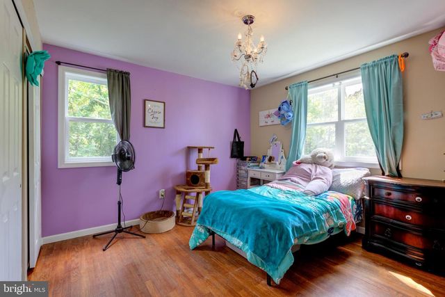 5745 2ND ST, Mays Landing, NJ 08330