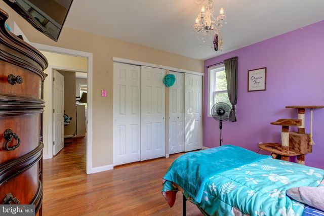 5745 2ND ST, Mays Landing, NJ 08330