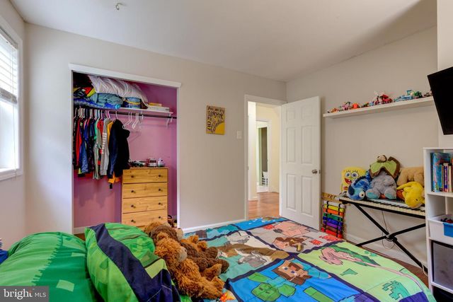 5745 2ND ST, Mays Landing, NJ 08330