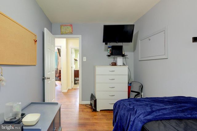 5745 2ND ST, Mays Landing, NJ 08330