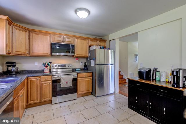 5745 2ND ST, Mays Landing, NJ 08330