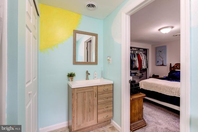 5745 2ND ST, Mays Landing, NJ 08330