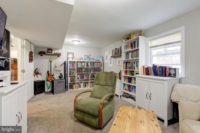 5745 2ND ST, Mays Landing, NJ 08330