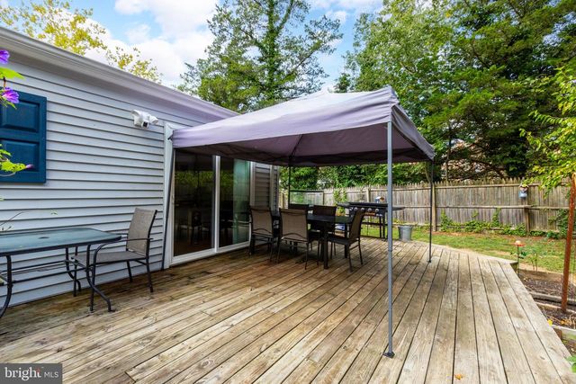 5745 2ND ST, Mays Landing, NJ 08330