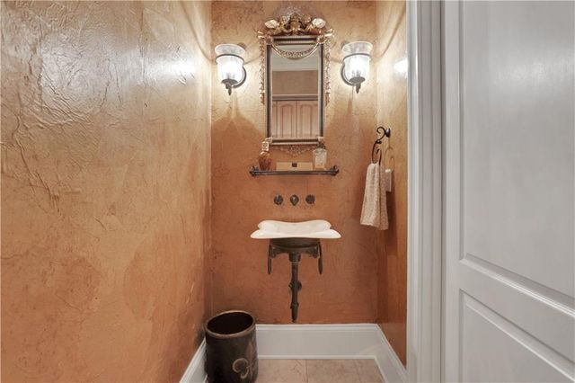 5 Saint Andrews SW Way, Rome, GA 30165