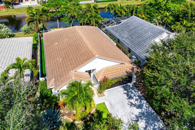 1123 Canoe Point, Delray Beach, FL 33444
