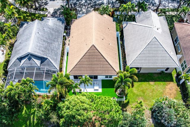 1123 Canoe Point, Delray Beach, FL 33444