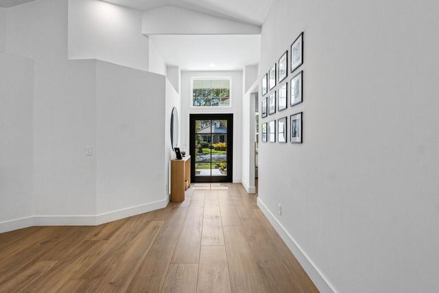 1123 Canoe Point, Delray Beach, FL 33444