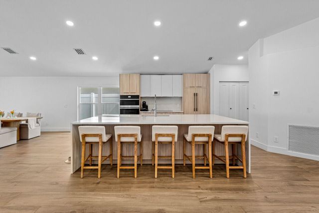 1123 Canoe Point, Delray Beach, FL 33444