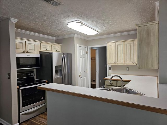 3313 Beech Hollow Court, Loganville, GA 30052