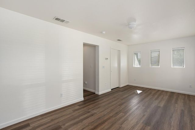 10879 Stourport Way, Rancho Cordova, CA 95670