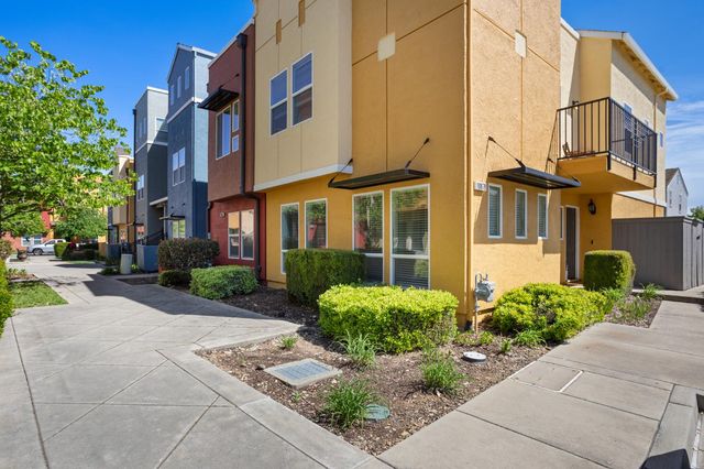 10879 Stourport Way, Rancho Cordova, CA 95670