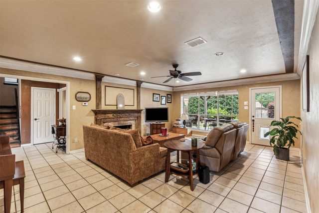 5109 Dewdrop Lane, Fort Worth, TX 76123