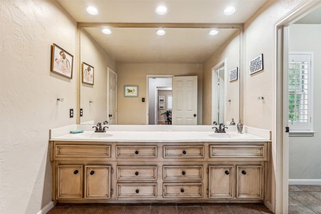 5109 Dewdrop Lane, Fort Worth, TX 76123