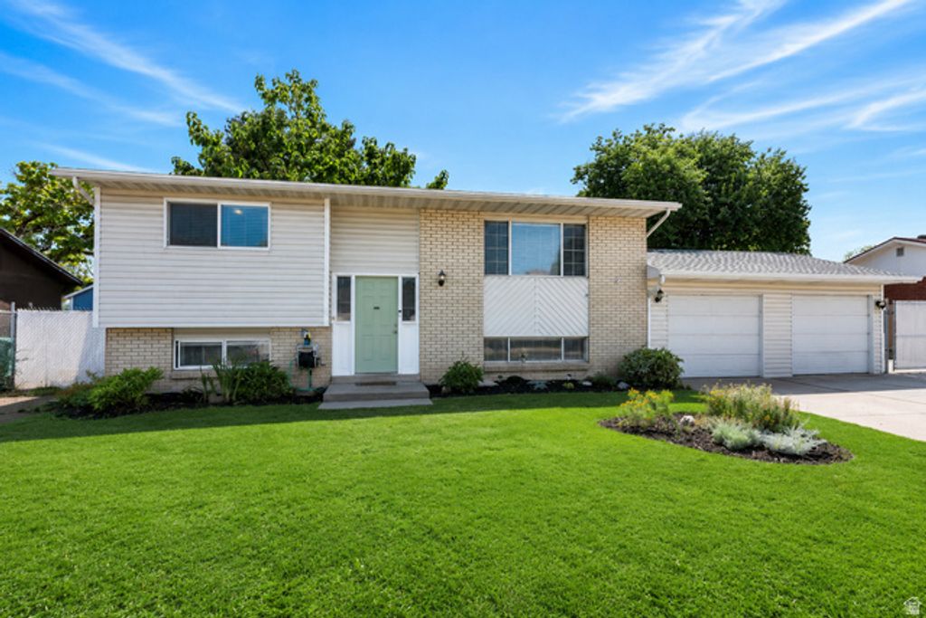 2735 W 7525 S, West Jordan, UT 84084 — exterior