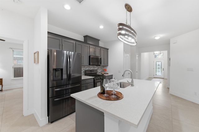 3826 Aransas Street, Dallas, TX 75212