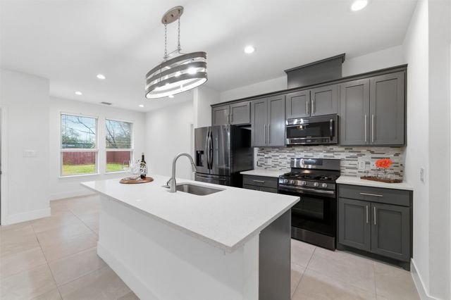 3826 Aransas Street, Dallas, TX 75212