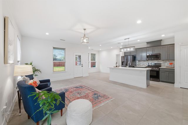 3826 Aransas Street, Dallas, TX 75212