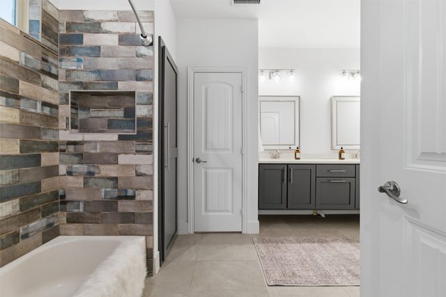 3826 Aransas Street, Dallas, TX 75212